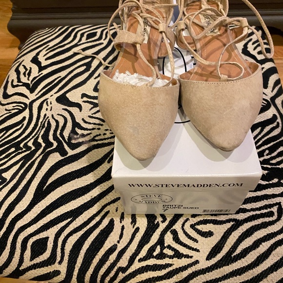 Flat shoes! Very soft! Still a good condition! - Picture 4 of 4